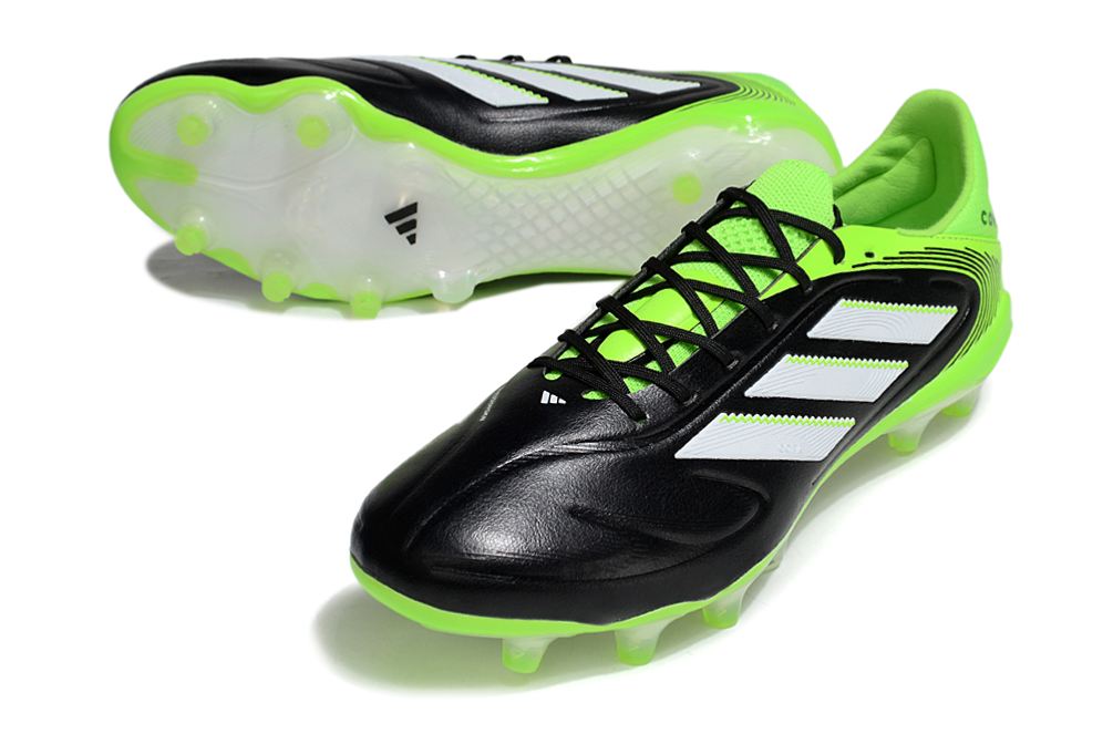 Chuteira Adidas Copa Pure III Elite FG - Preto e Amarelo com design moderno e sola FG para tração e estabilidade.