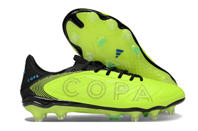 Chuteira Adidas Copa Pure III Elite FG - Verde e Preta com sola FG para desempenho em campos naturais.