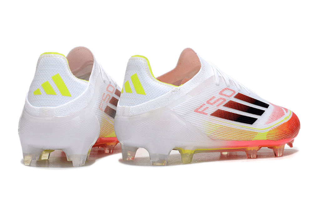 Chuteira Adidas F50.1 FG Branca e Laranja com design moderno e tecnologia avançada para desempenho em campo.