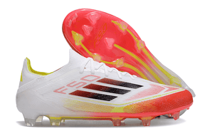 Chuteira Adidas F50.1 FG Branca e Laranja com design moderno e tecnologia de ponta para desempenho nos jogos.