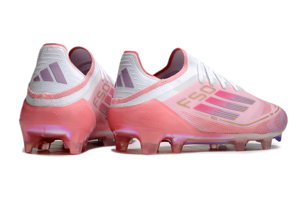Chuteira Adidas F50.1 YAMAL FG Rosa - Detalhe da parte traseira com design moderno e cores vibrantes.