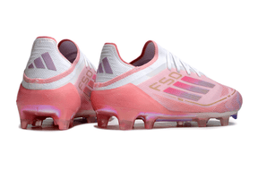 Chuteira Adidas F50.1 YAMAL FG Rosa - Detalhe da parte traseira com design moderno e cores vibrantes.