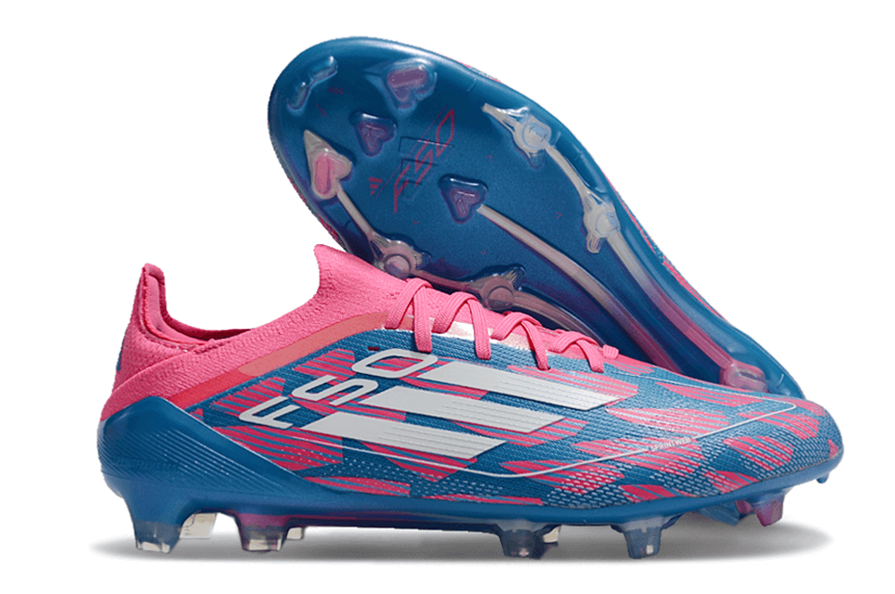 Chuteira Adidas F50 FG Elite Azul e Rosa mostra seu design vibrante e tecnologia de ponta para performance em campo.
