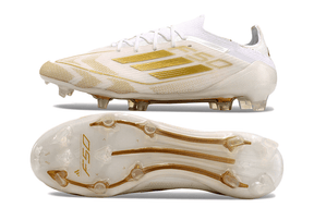 Chuteira Adidas F50 FG Elite Branca e Dourada com design elegante em branco e detalhes dourados