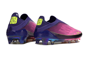 Chuteira Adidas F50 FG Elite Lamine Yamal Roxa e Rosa com design moderno e cores vibrantes.