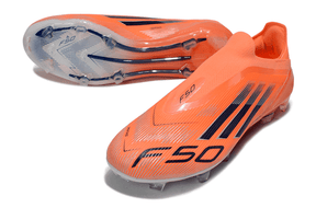 Chuteira Adidas F50 FG Elite Laranja e Preta vista lateral e superior, ideal para desempenho no campo.