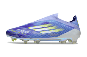 Chuteira Adidas F50 FG Elite Sparkfusion - Azul com design vibrante para desempenho excepcional no futebol.