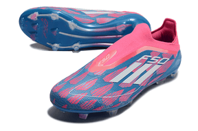 Chuteira Adidas F50 LL FG - Azul e Rosa com design inovador para desempenho em campo.