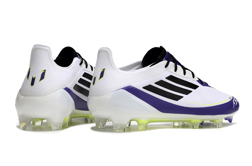 Chuteira Adidas F50.1 FG Branca, Roxa e Preta com design aerodinâmico e ajuste confortável.