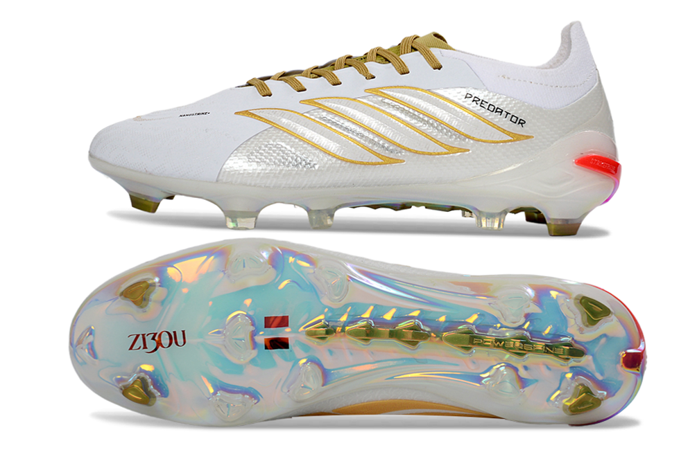 Chuteira Adidas Predator Elite FG 26 - Ed. "Zidane" em branco e dourado com solado iridescente.