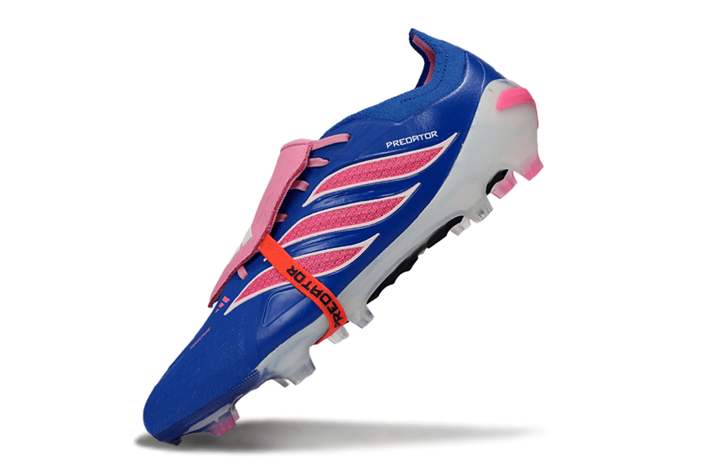 Chuteira Adidas Predator Elite FG 26 - "Finishers Steel" Azul e Rosa em destaque.