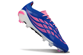 Chuteira Adidas Predator Elite FG 26 - "Finishers Steel" - Azul e Rosa em destaque, com design arrojado e tecnológica.