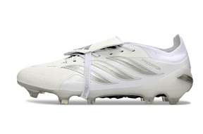 Chuteira Adidas Predator Elite FG 26 - "Finishers Steel" - Branca lado esquerdo com design elegante e tecnologia de ponta.