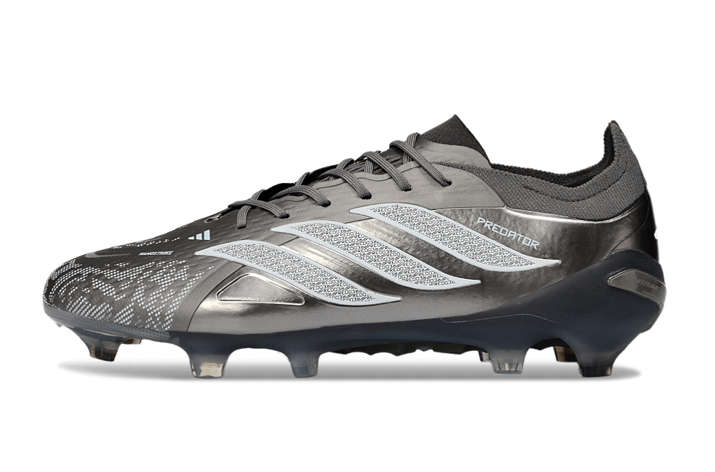 Chuteira Adidas Predator Elite FG 26 - "Finishers Steel" - Prateada em destaque, design prateado e tecnologia avançada.