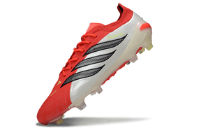 Chuteira Adidas Predator Elite FG 26 - "Finishers Steel" - Vermelha e Branca em ângulo com detalhes de design e tecnologia.