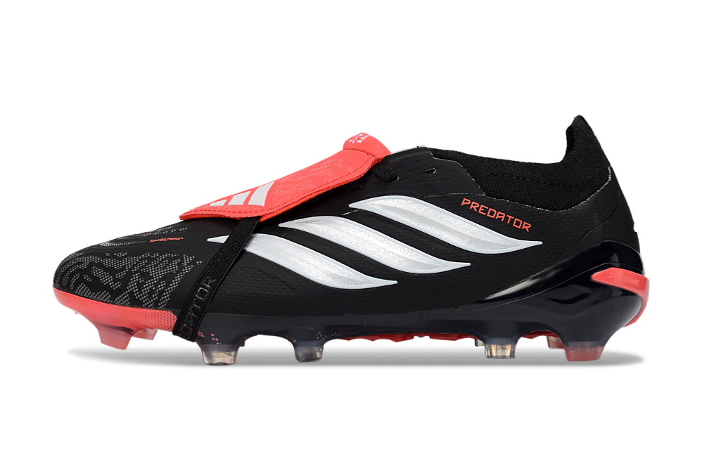 Chuteira Adidas Predator Elite FG 26 - Preta e Branca com detalhes em vermelho, perfeita para controle em campo.