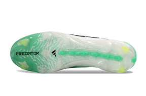 Chuteira Adidas Predator Elite FG 26 - Verde e Branca, vista inferior com design inovador e tecnologia de controle.