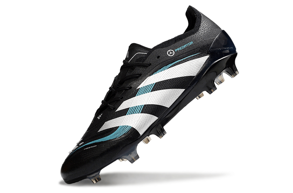 Chuteira Adidas Predator Elite FG - Preta e Branca Ed. "Mercedes" com design sofisticado e tecnologia de controle.
