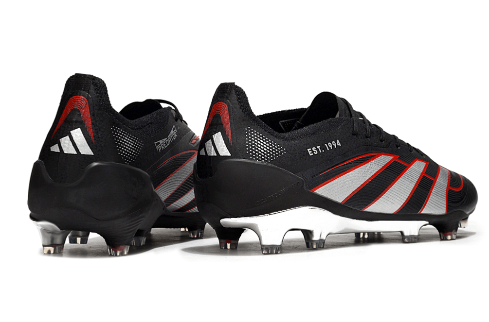 Chuteira Adidas Predator Elite FG - Preta com design moderno e tecnologia para controle e precisão no futebol.