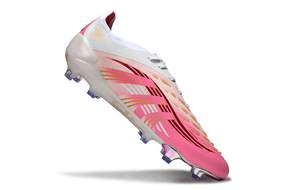 Chuteira Adidas Predator Elite FG - Rosa lateral destacando design e tecnologias para controle no futebol.