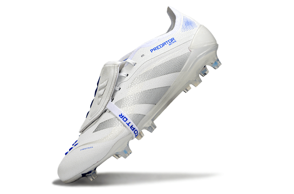 Chuteira Adidas Predator Elite FG Tongue Branca e Azul com design sofisticado e tecnologia de ponta.