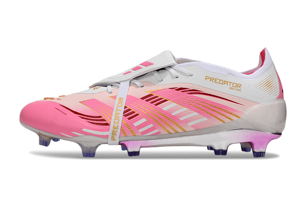 Chuteira Adidas Predator Elite FG Tongue Rosa em vista lateral, destacando cores vibrantes e design inovador.