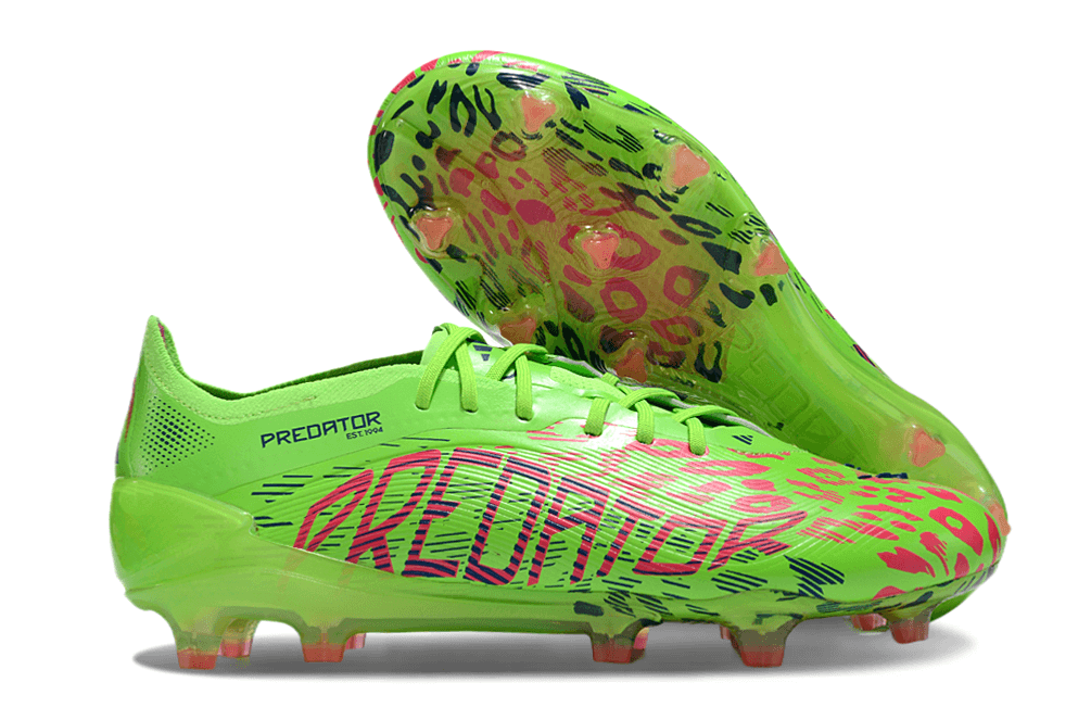 Chuteira Adidas Predator Elite FG - Verde em destaque, mostrando design vibrante e sola FG para desempenho no campo.