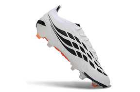 Chuteira Adidas Predator Elite FG 26 - Branca, Preta e Vermelha em posição lateral, destacando seu design e tecnologia.
