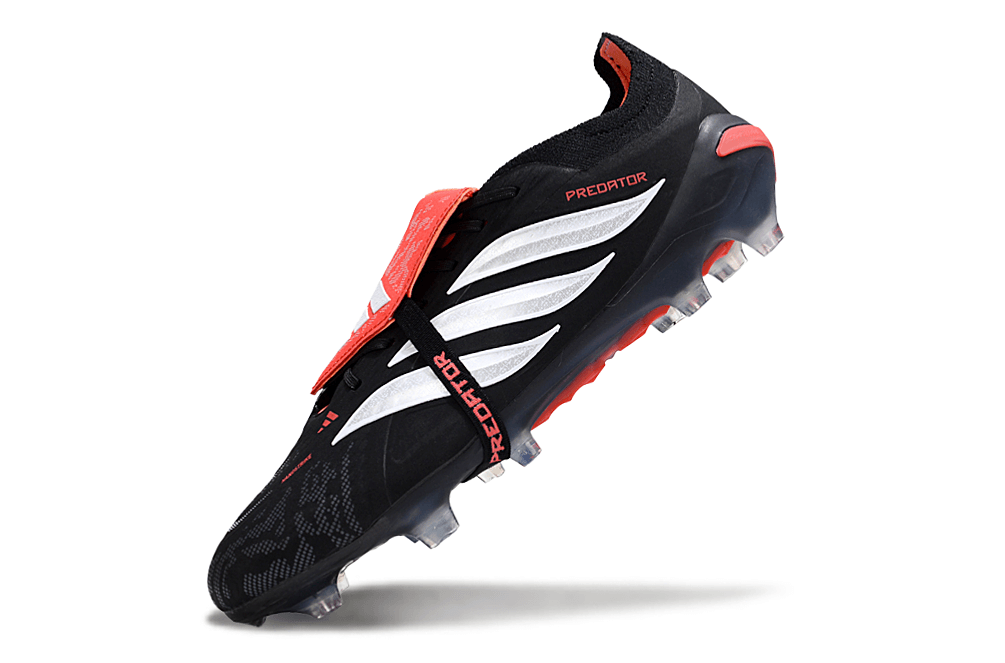 Chuteira Adidas Predator Elite FG 26 - "Finishers Steel" Preta e Branca em destaque, com design moderno e tecnologia de toque.