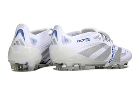 Chuteira Adidas Predator Elite Fold-Over Tongue FG - Branca, Azul e Prata, vista traseira, detalhes em prata e azul.