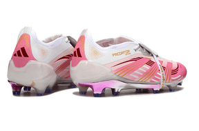 Chuteira Adidas Predator Elite Fold-Over Tongue FG - Branca, Rosa e Roxa em vista traseira.