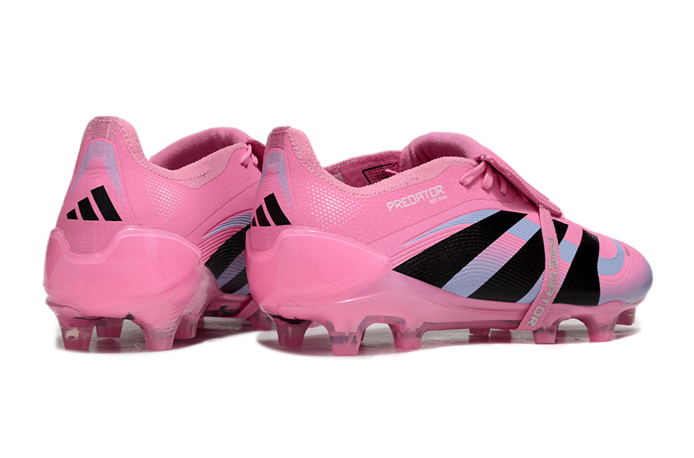 Chuteira Adidas Predator Elite Fold-Over Tongue FG - Rosa, Azul e Preta, vista traseira com detalhes em rosa e preto.