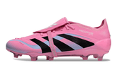 Chuteira Adidas Predator Elite Fold-Over Tongue FG - Rosa, Azul e Preta com design vibrante e combinação de cores.
