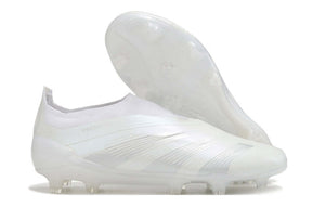 Chuteira Adidas Predator Elite Laceless FG - Branca com design inovador e tecnologia para desempenho em campo.