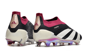 Chuteira Adidas Predator Elite Laceless FG - Preta e Branca com design inovador e tecnologia de ponta.