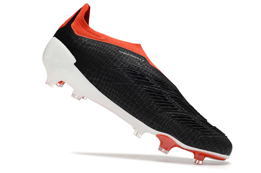 Chuteira Adidas Predator Elite Laceless FG - Preta, Branca e Vermelha em ângulo lateral, destacando design inovador.