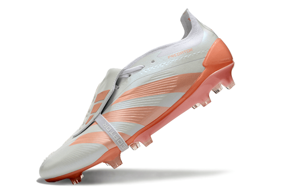 Chuteira Adidas Predator Elite Tongue FG - Branca e Salmão com design moderno e tecnologia avançada.