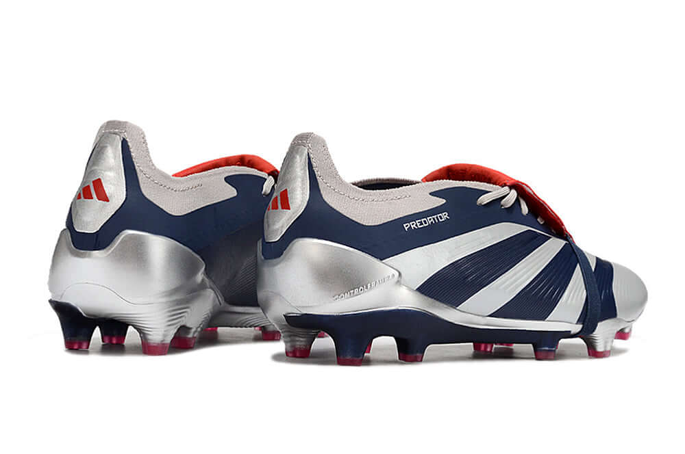 Chuteira Adidas Predator Elite Tongue FG - Cinza e Azul, vista traseira destacando design moderno e tecnologia avançada.