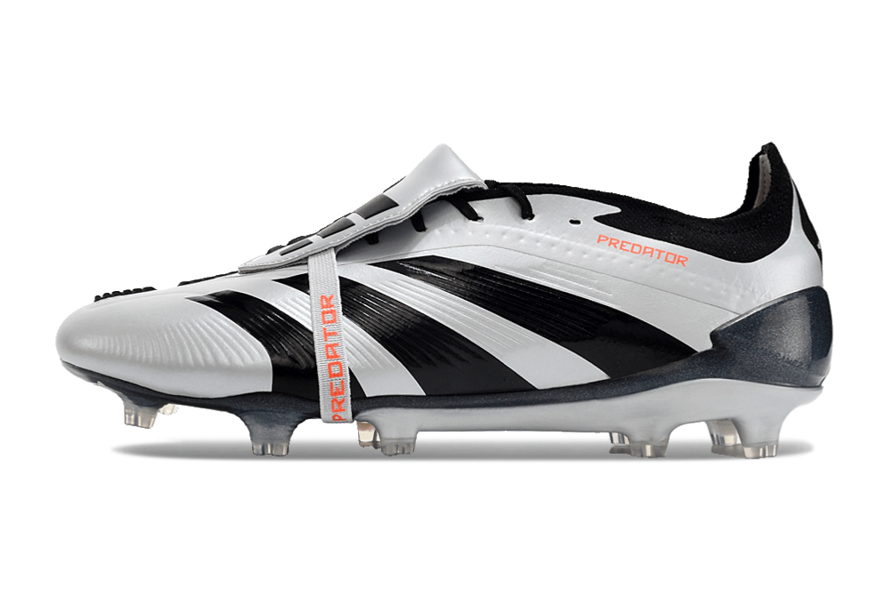 Chuteira Adidas Predator Elite Tongue FG - Preta e Branca lateral, exibindo design elegante e tecnologia avançada.