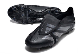 Chuteira Adidas Predator Elite Tongue FG - Preta em preto com sola FG, ideal para controle e desempenho em campo.