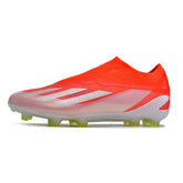 Chuteira Adidas X Crazyfast FG Elite .1 Vermelha em ângulo lateral mostrando design aerodinâmico.