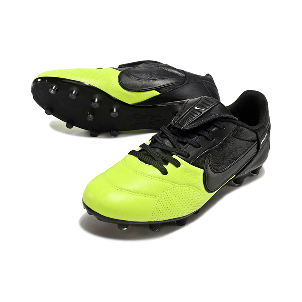 Chuteira Campo Nike Premier 3 FG Preto e Verde com design moderno em preto e verde, ideal para jogadores de futebol.