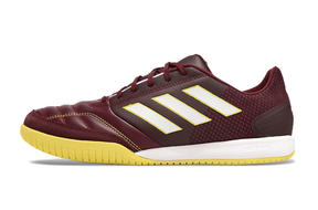 Chuteira Futsal Adidas Competition Top IC Preta e Branca em vista lateral, ideal para desempenho em recintos fechados.