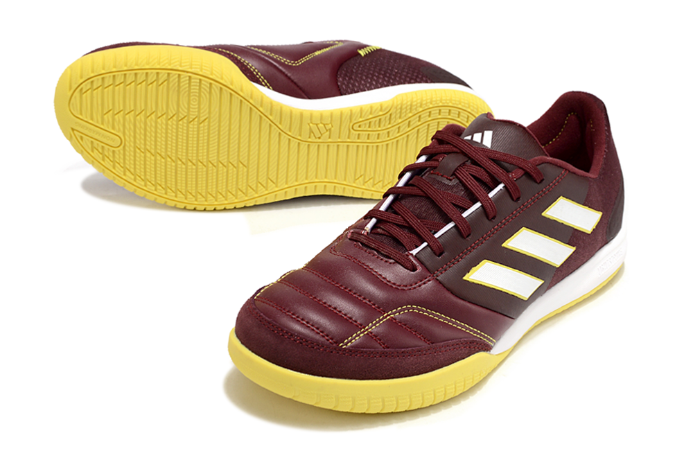 Chuteira Futsal Adidas Competition Top IC Preta e Branca em detalhe, ideal para futsal em recintos fechados.