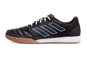 Chuteira Futsal Adidas Competition Top IC Preta e Branca com design elegante e sola de borracha