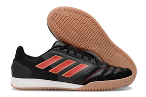 Chuteira Futsal Adidas Competition Top IC Preta e Laranja com design inovador e desempenho técnico.