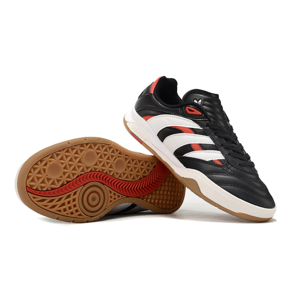 Chuteira Futsal Adidas Copa Mundial IC Preta e Branca vista superior e inferior mostrando design e sola.