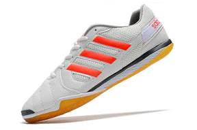 Chuteira Futsal Adidas Top Sala IC Branca e Laranja para desempenho superior em quadras.