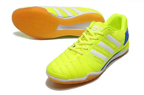 Chuteira Futsal Adidas Top Sala IC Verde Neon com design leve e agarramento ideal para futsal em piso interno.