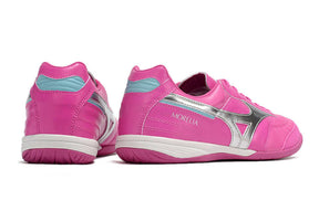 Chuteira Futsal Mizuno Morelia Sala IC Rosa e Prata com design moderno e conforto ideal para quadras interiores.